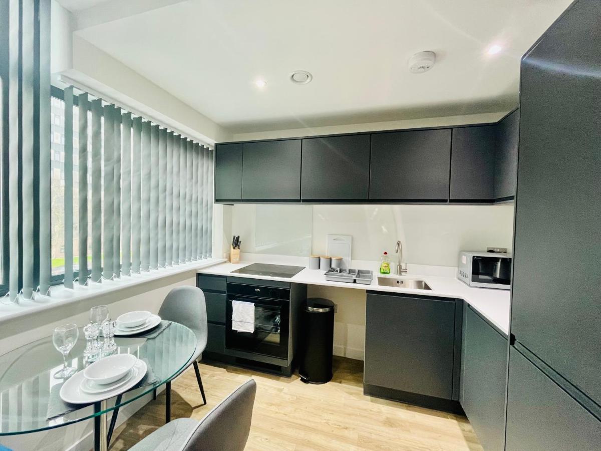 Lovely Studio Apartment With Free Parking Included! Mánchester Exterior foto