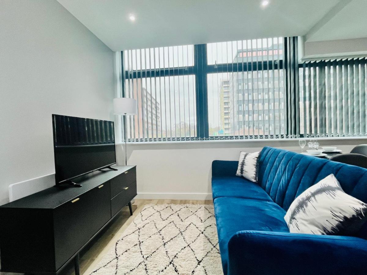 Lovely Studio Apartment With Free Parking Included! Mánchester Exterior foto